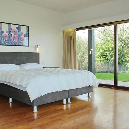 La Chevalerie Holiday home Somme-Leuze
