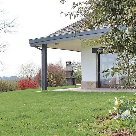 La Chevalerie Holiday home Somme-Leuze